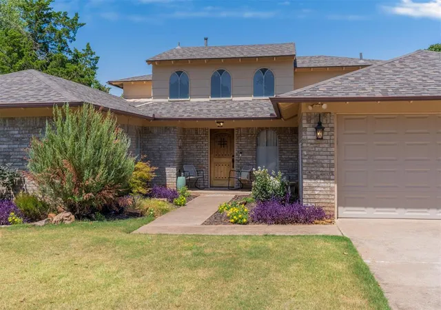 Photo 1 of Single family home for sale at 709 Rock Holw Rd, Edmond, OK 73034 | MLS# 1249486 | Listing updated on 2026-09-17