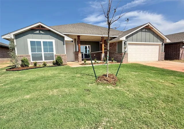 Photo 2 of Single family home for sale at 3927 Abingdon Dr, Norman, OK 73026 | MLS# 1249491 | Listing updated on 2026-10-07