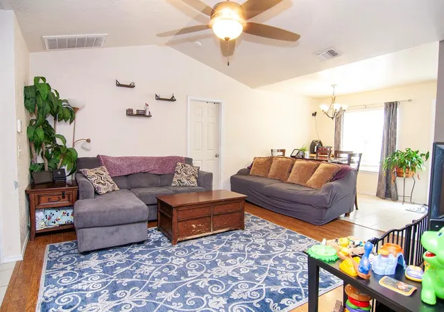 Photo 3 of Single family home for sale at 4400 Se 87th Street, Oklahoma City, OK 73135 | MLS# 1249508 | Listing updated on 2026-09-17