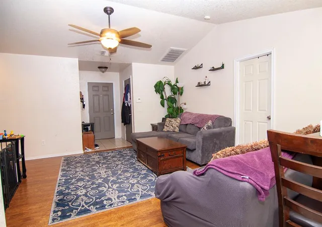 Photo 4 of Single family home for sale at 4400 SE 87th Street, Oklahoma City, OK 73135 | MLS# 1249508 | Listing updated on 2026-09-17