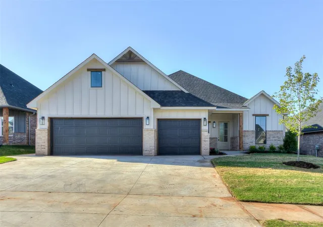Photo 1 of Single family home for sale at 9324 SW 42nd Street, Oklahoma City, OK 73179 | MLS# 1249510 | Listing updated on 2026-09-23