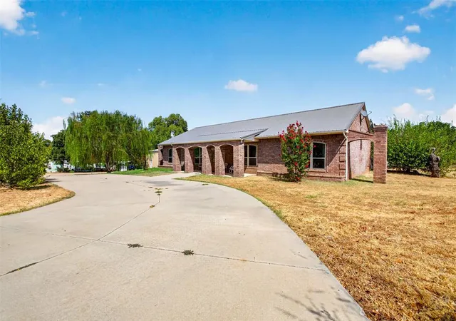 Photo 3 of Single family home for sale at 9280 Jasper Dr, Jones, OK 73049 | MLS# 1249518 | Listing updated on 2026-10-08