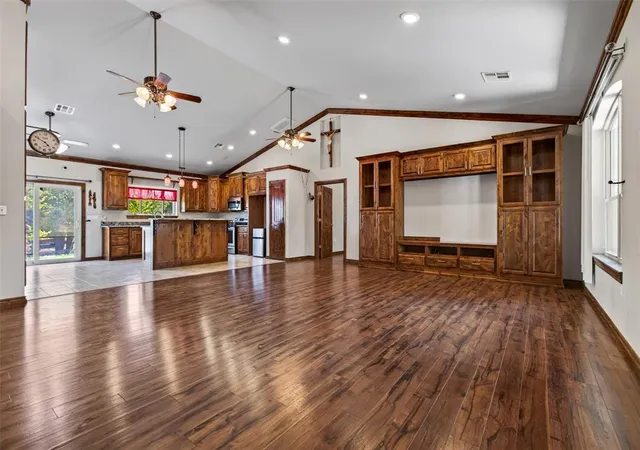 Photo 2 of Single family home for sale at 9280 Jasper Dr, Jones, OK 73049 | MLS# 1249518 | Listing updated on 2026-10-20
