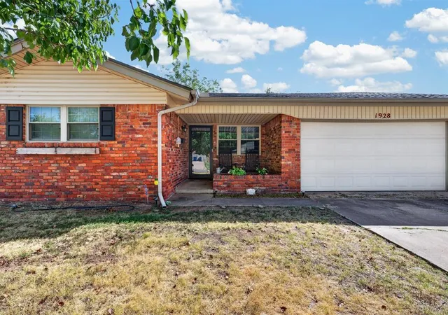 Photo 2 of Single family home for sale at 1928 Lanesboro Dr, Oklahoma City, OK 73120 | MLS# 1249534 | Listing updated on 2026-09-18