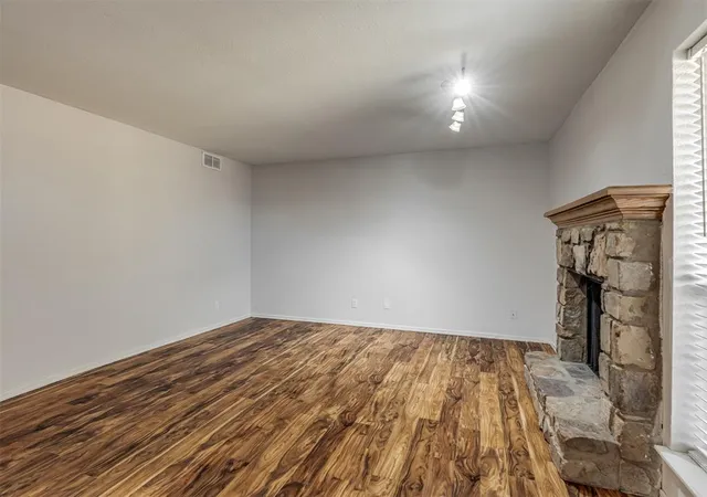 Photo 4 of Condo for sale at 14421 N Pennsylvania Ave #22D, Oklahoma City, OK 73134 | MLS# 1249542 | Listing updated on 2026-09-18