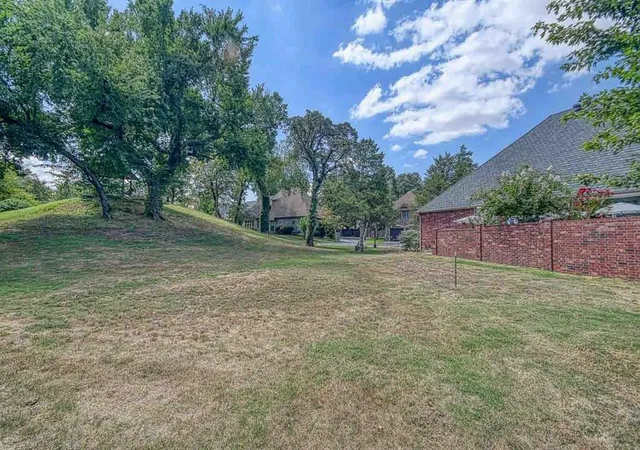 Photo 1 of Land for sale at 2521 Mcgee Dr #5, Norman, OK 73072 | MLS# 1249543 | Listing updated on 2026-09-17