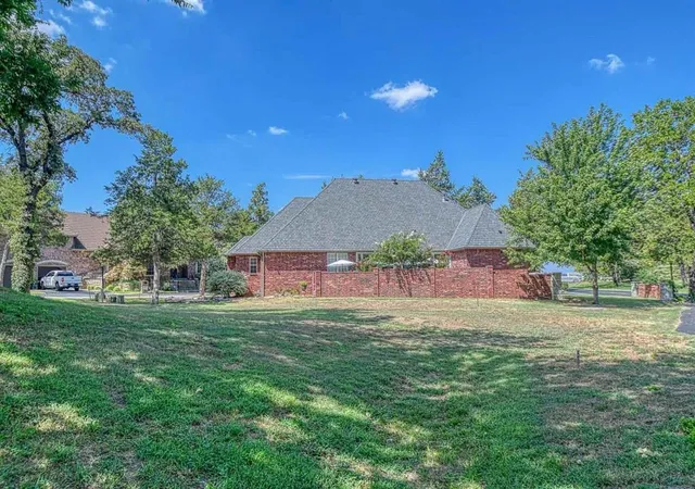 Photo 4 of Land for sale at 2521 Mcgee Dr #5, Norman, OK 73072 | MLS# 1249543 | Listing updated on 2026-09-17
