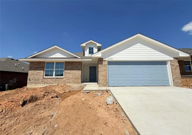 Photo 1 of Single family home for sale at 21231 Se 32nd Street, Harrah, OK 73045 | MLS# 1249548 | Listing updated on 2026-10-09