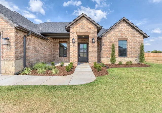Photo 3 of Single family home for sale at 2217 W Cole Dr, Mustang, OK 73064 | MLS# 1249569 | Listing updated on 2026-10-07