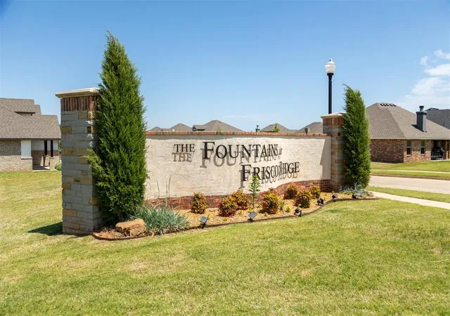 Photo 2 of Single family home for sale at 704 Side Trak Rd, Yukon, OK 73099 | MLS# 1249571 | Listing updated on 2026-09-19