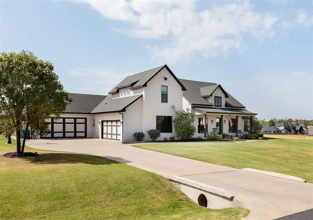 Photo 1 of Single family home for sale at 7324 Painted Sky Dr, Edmond, OK 73034 | MLS# 1249572 | Listing updated on 2026-10-07