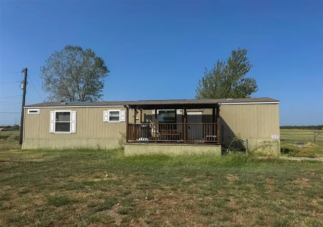 Photo 1 of Sale Pending at 18208 Gaddy Rd, Shawnee, OK 74801 | MLS# 1249583 | Listing updated on 2026-10-08