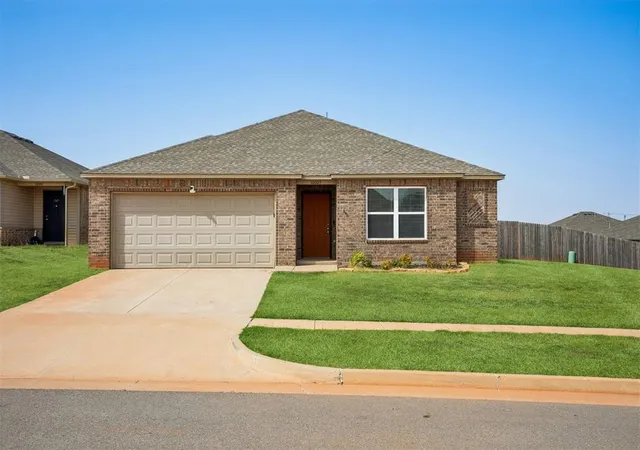 Photo 1 of Single family home for sale at 10005 Ruger Rd, Yukon, OK 73099 | MLS# 1249608 | Listing updated on 2026-09-24