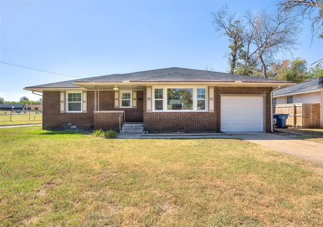 Photo 1 of Single family home for sale at 1900 Sheffield Rd, Oklahoma City, OK 73120 | MLS# 1249613 | Listing updated on 2026-09-20