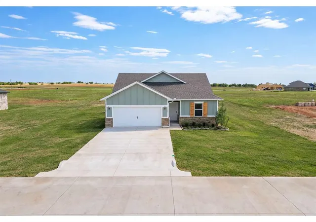 Photo 1 of Single family home for sale at 1721 Elm Cir, Tuttle, OK 73089 | MLS# 1249628 | Listing updated on 2026-09-22
