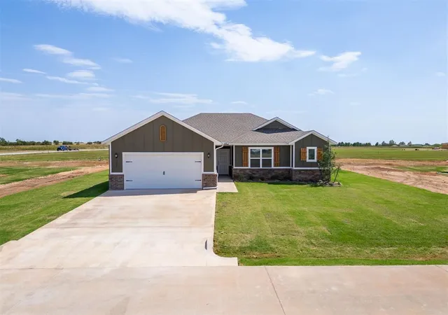 Photo 1 of Single family home for sale at 1725 Elm Cir, Tuttle, OK 73089 | MLS# 1249635 | Listing updated on 2026-09-22