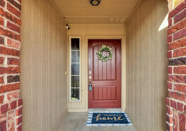 Photo 3 of Single family home for sale at 2501 Fawn Lily Rd, Oklahoma City, OK 73128 | MLS# 1249640 | Listing updated on 2026-09-25