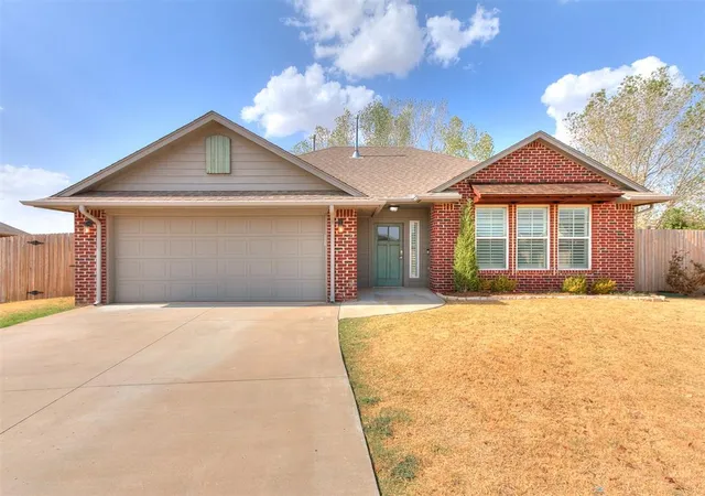 Photo 1 of Single family home for sale at 429 Nw Cindy Ct, Piedmont, OK 73078 | MLS# 1249658 | Listing updated on 2026-10-29