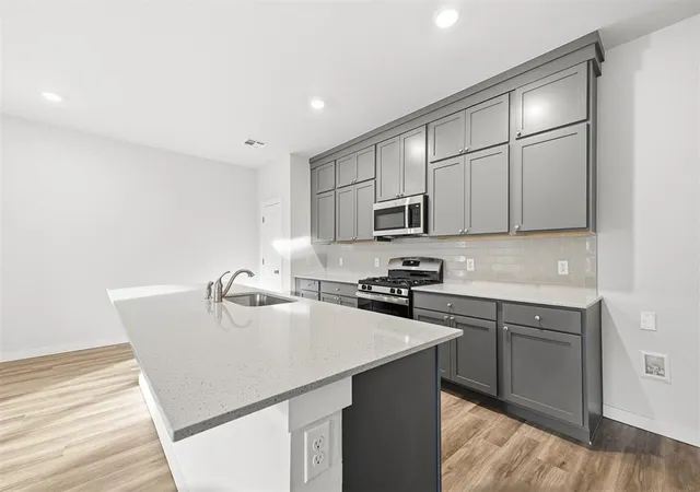 Photo 4 of Single family home for sale at 5650 Little Farms, Guthrie, OK 73044 | MLS# 1249674 | Listing updated on 2026-09-21