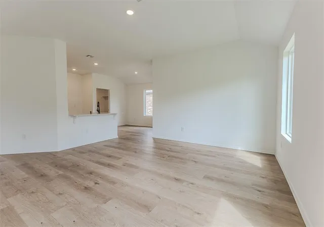 Photo 3 of Single family home for sale at 1717 Sugar Pine Way, Edmond, OK 73034 | MLS# 1249685 | Listing updated on 2026-09-18