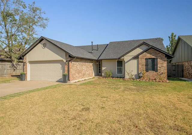 Photo 3 of Single family home for sale at 8113 Nw 113th Street, Oklahoma City, OK 73162 | MLS# 1249699 | Listing updated on 2026-09-23