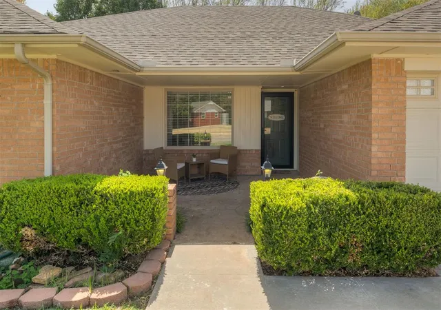 Photo 3 of Single family home for sale at 1100 Sw 91st Street, Oklahoma City, OK 73139 | MLS# 1249708 | Listing updated on 2026-10-08