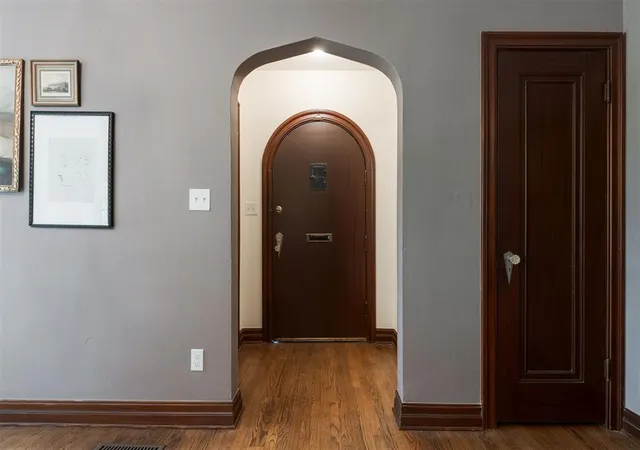Photo 4 of Sale Pending at 1533 NW 39th Street, Oklahoma City, OK 73118 | MLS# 1249710 | Listing updated on 2026-09-20