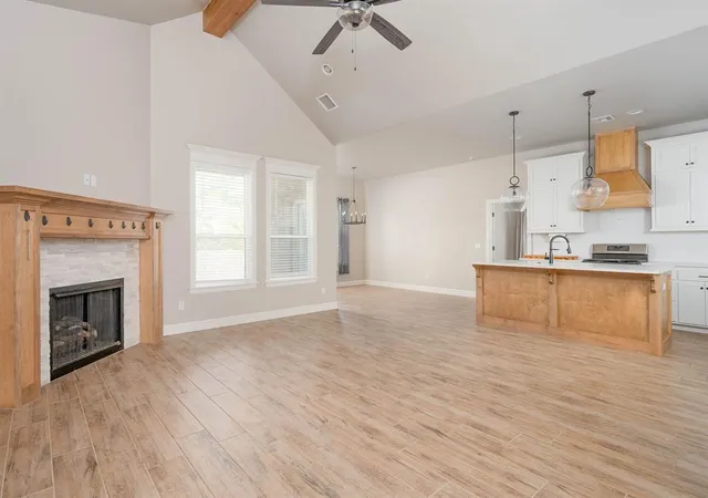 Photo 3 of Single family home for sale at 523 Sw 6th Street, Jones, OK 73049 | MLS# 1249736 | Listing updated on 2026-09-23