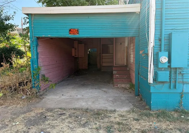 Listing Photo 4 - Condo for sale in building located at 208 W Watts St, El Reno, OK 73036