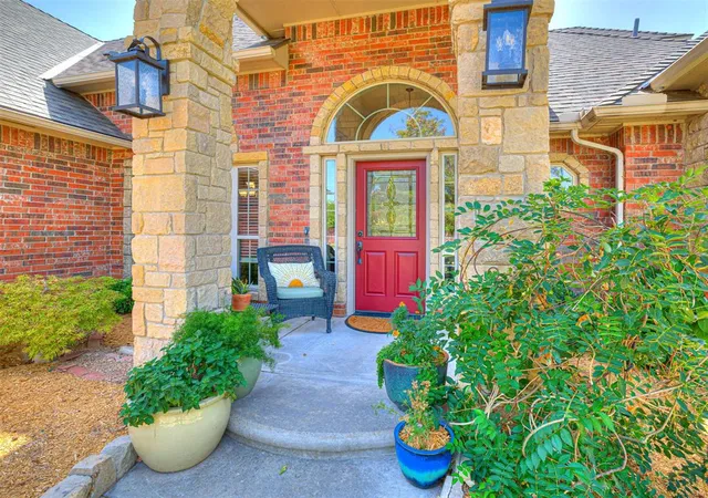Photo 2 of Single family home for sale at 4908 Corbett Dr, Norman, OK 73072 | MLS# 1249777 | Listing updated on 2026-09-21