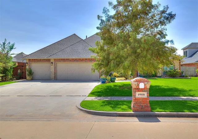 Photo 3 of Single family home for sale at 4908 Corbett Dr, Norman, OK 73072 | MLS# 1249777 | Listing updated on 2026-09-21
