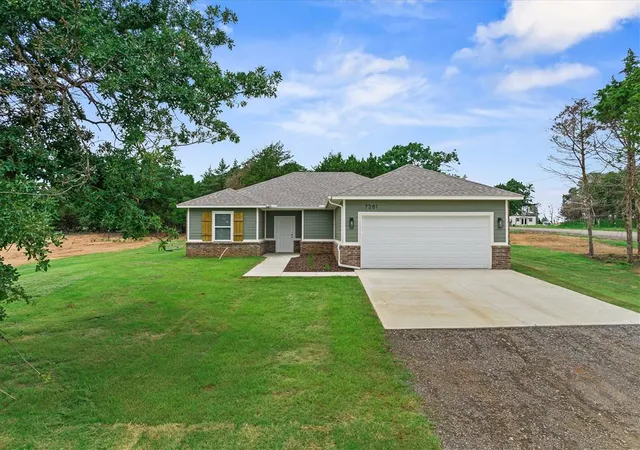 Photo 2 of Single family home for sale at 7281 S Douglas, Guthrie, OK 73044 | MLS# 1249782 | Listing updated on 2026-09-21