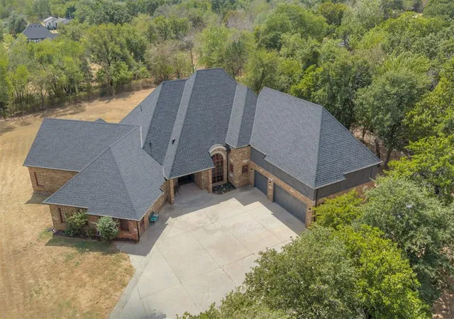 Photo 3 of Single family home for sale at 4614 Ne 67th Street, Oklahoma City, OK 73121 | MLS# 1249784 | Listing updated on 2026-09-18