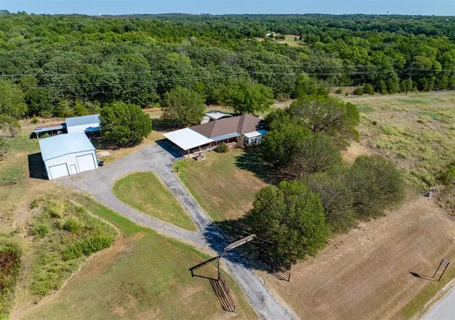 Photo 3 of Single family home for sale at 47090 Highway 9, Earlsboro, OK 74840 | MLS# 1249792 | Listing updated on 2026-09-22