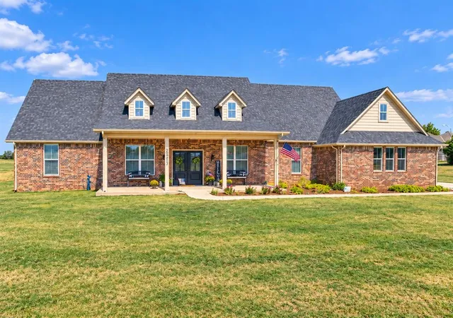 Photo 1 of Single family home for sale at 8517 Nw 63rd Street, Oklahoma City, OK 73132 | MLS# 1249795 | Listing updated on 2026-09-18