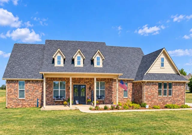 Single family home for sale at 8517 NW 63rd Street, Oklahoma City, OK 73132 | MLS# 1249795
