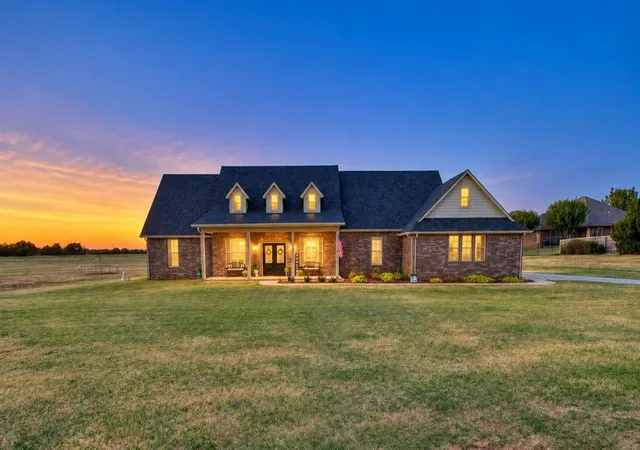 Photo 2 of Single family home for sale at 8517 Nw 63rd Street, Oklahoma City, OK 73132 | MLS# 1249795 | Listing updated on 2026-10-07