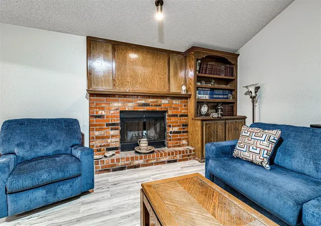 Photo 4 of Single family home for sale at 8712 Oakridge Dr, Oklahoma City, OK 73110 | MLS# 1249815 | Listing updated on 2026-09-18