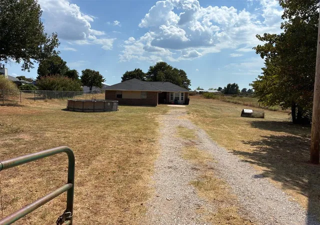 Photo 1 of Single family home for sale at 20100 Se 44th Street, Harrah, OK 73045 | MLS# 1249816 | Listing updated on 2026-09-18