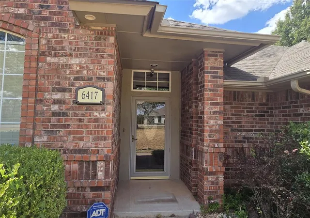 Photo 2 of Single family home for sale at 6417 Saddleback Dr, Oklahoma City, OK 73150 | MLS# 1249834 | Listing updated on 2026-09-20