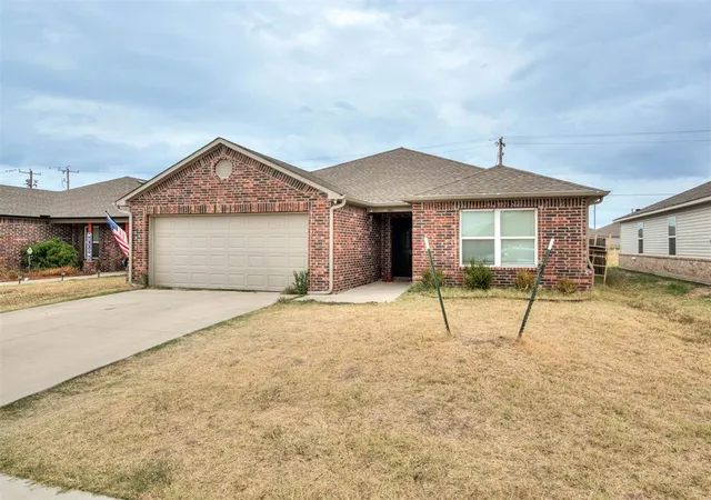 Single family home for sale at 1411 Chuck Wagon Dr, El Reno, OK 73036 | MLS# 1249836