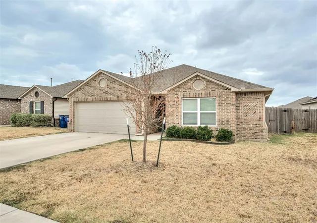 Single family home for sale at 1408 Chuck Wagon Dr, El Reno, OK 73036 | MLS# 1249837