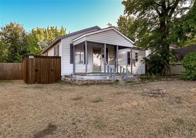 Photo 3 of Single family home for sale at 1625 Sw 31st Street, Oklahoma City, OK 73119 | MLS# 1249843 | Listing updated on 2026-09-18