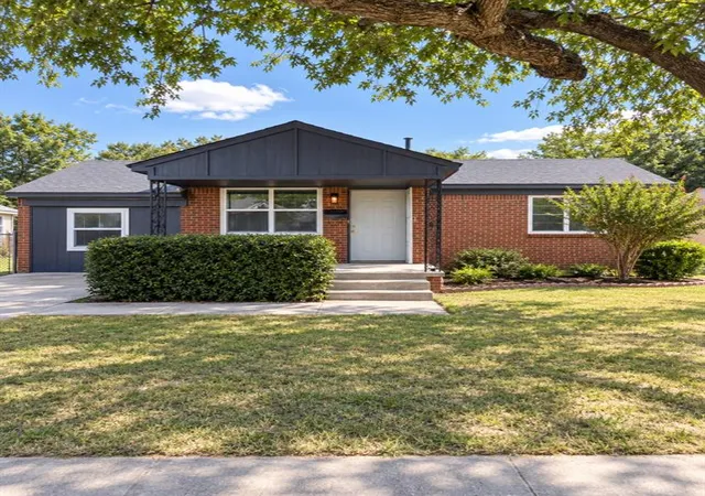 Single family home for sale at 2124 N Tulsa Ave, Oklahoma City, OK 73107 | MLS# 1249850