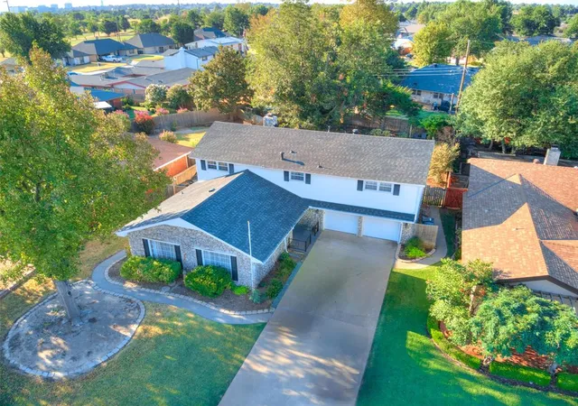 Photo 3 of Single family home for sale at 4708 Nw 77th Street, Oklahoma City, OK 73132 | MLS# 1249856 | Listing updated on 2026-09-18