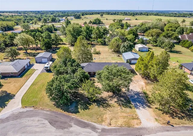 Photo 1 of Single family home for sale at 113 Kristin, Shawnee, OK 74804 | MLS# 1249878 | Listing updated on 2026-09-20