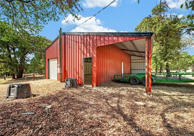 Photo 4 of Land for sale at 11000 Cindy Ln, Guthrie, OK 73044 | MLS# 1249885 | Listing updated on 2026-09-18