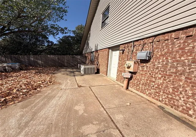 Photo 3 of Single family home for sale at 7928 Maehs Ln, Oklahoma City, OK 73162 | MLS# 1249893 | Listing updated on 2026-10-01