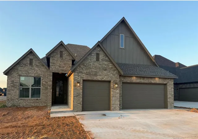 Photo 1 of Single family home for sale at 11517 Nw 103rd Street, Yukon, OK 73099 | MLS# 1249898 | Listing updated on 2026-10-07