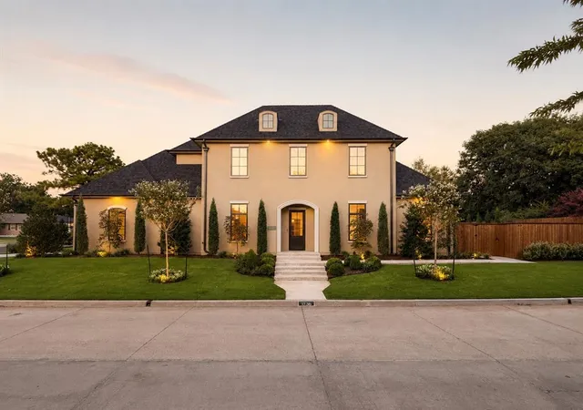 Photo 1 of Single family home for sale at 1738 Westchester Dr, Oklahoma City, OK 73120 | MLS# 1249933 | Listing updated on 2026-09-20